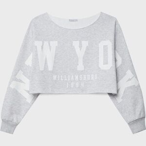Stradivarius Light Gray Cropped Sweatshirt with White Lettering